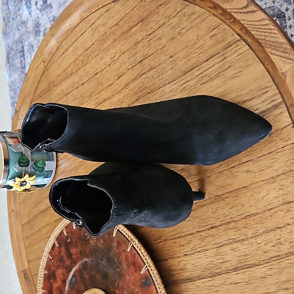 Black booties - Picture 3 of 4